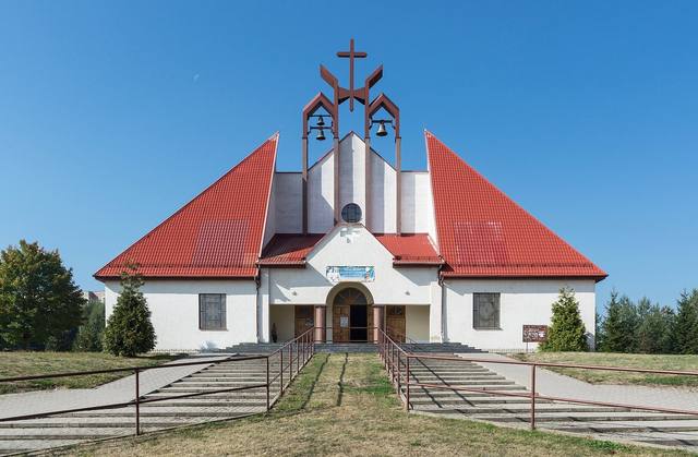 Kościół – Parafia Podwyższenia Krzyża Świętego, Kłodzko