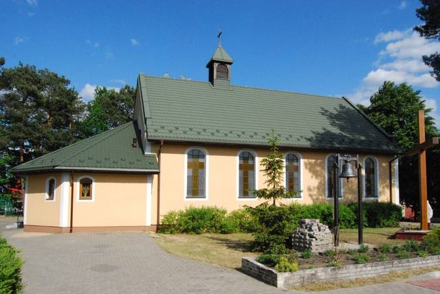 Kościół – Parafia Świętego Franciszka z Asyżu, Łask