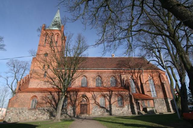 Kościół – Parafia Niepokalanego Serca NMP, Barlinek