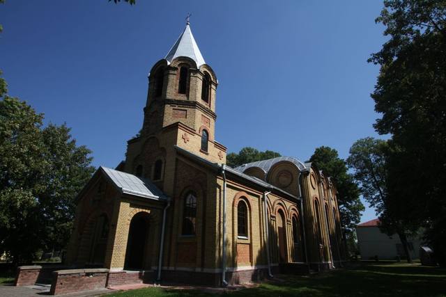 Kościół – Parafia Matki Bożej Królowej Świata, Grodysławice