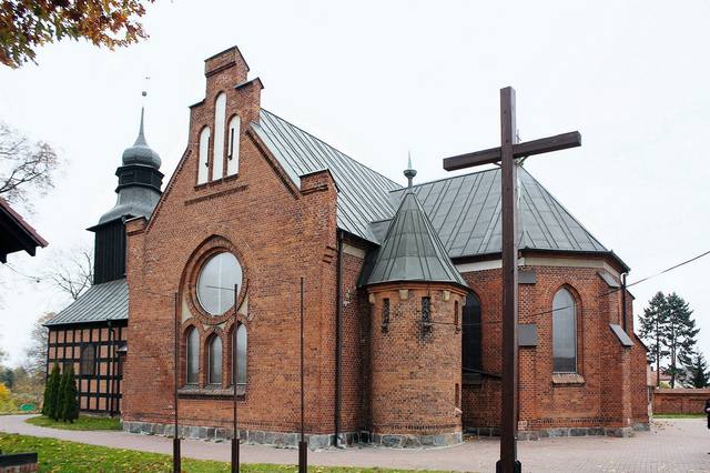 Kościół – Parafia Świętej Anny, Przechlewo