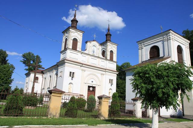 Kościół – Parafia Trójcy Przenajświętszej, Dubienka