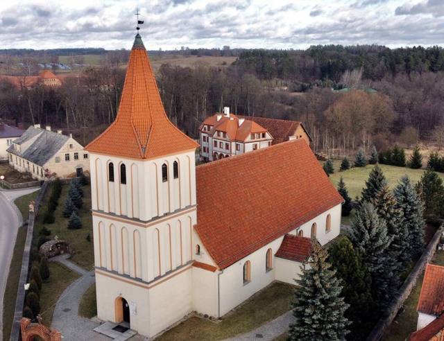 Kościół – Parafia Trójcy Przenajświętszej, Stare Juchy