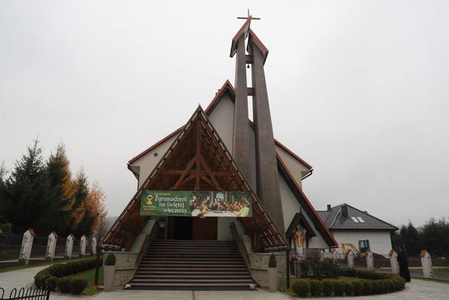 Kościół – Parafia Św. Stanisława Biskupa Męczennika, Konina