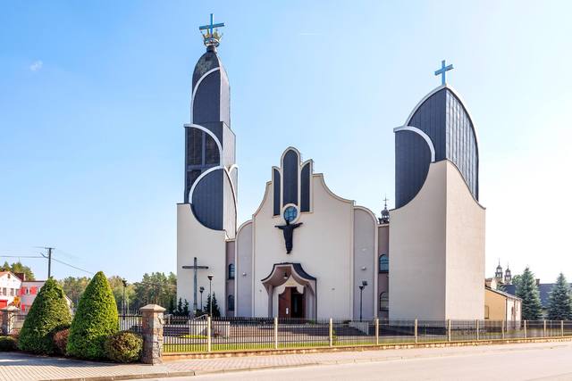 Kościół – Parafia Chrystusa Króla Wszechświata, Łyse
