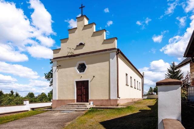 Kościół – Parafia Trójcy Przenajświętszej, Olszyny