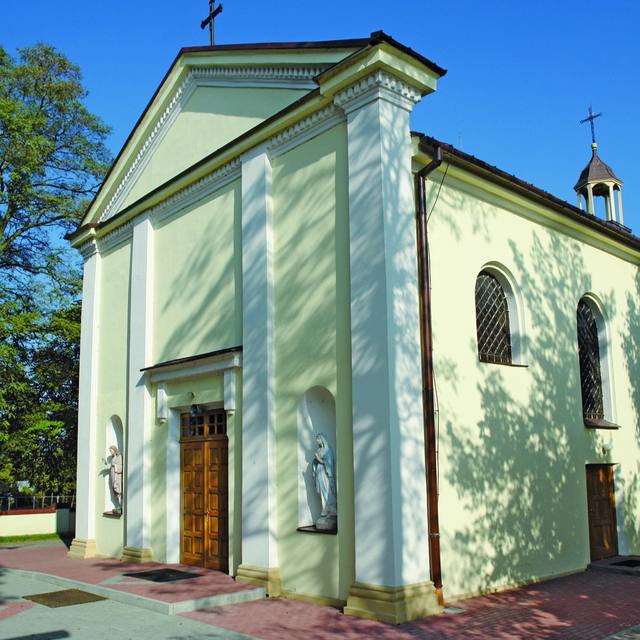 Kościół – Parafia Podwyższenia Krzyża Świętego, Jeziorsko