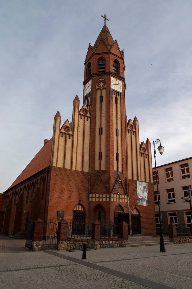 Kościół – Parafia NMP Królowej Polski, Żnin