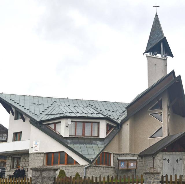 Kościół – Parafia Imienia Najświętszej Maryi Panny, Kowary