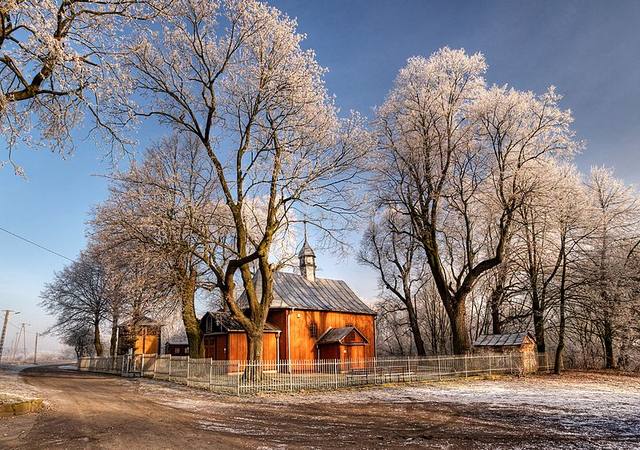 Kościół – Parafia Św. Andrzeja Apostoła, Brwilno