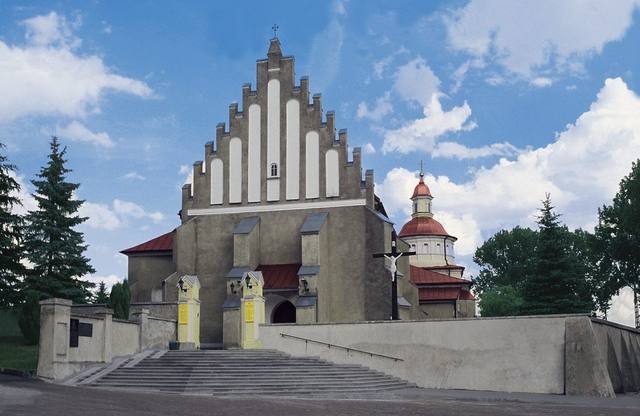 Kościół – Parafia Podwyższenia Świętego Krzyża, Brzeziny Łódzkie