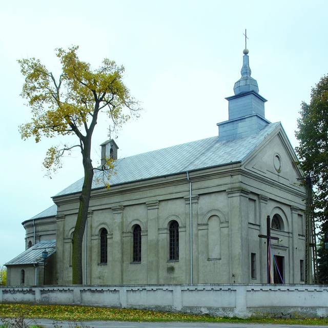 Kościół – Parafia Świętego Wojciecha Biskupa i Męczennika, Broniewo