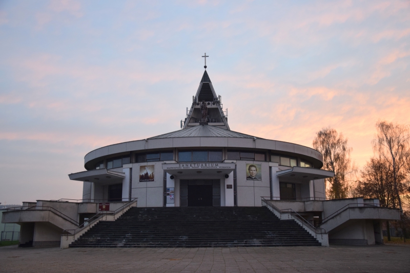 Kościół – Parafia NMP Wspomożenia Wiernych, Rumia