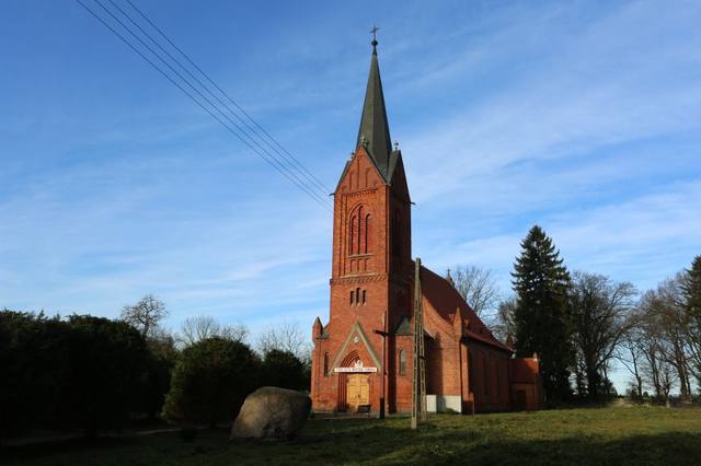 Kościół – Parafia MB Królowej Polski, Gostyń