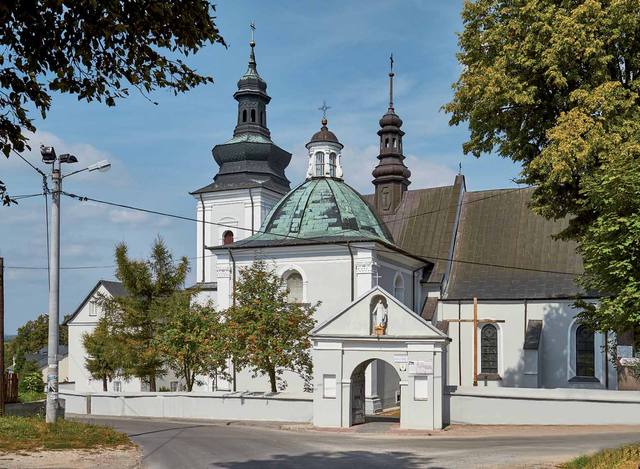 Kościół – Parafia Wniebowzięcia Najświętszej Maryi Panny, Kurozwęki