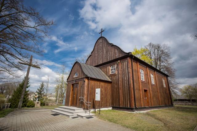 Kościół – Parafia Świętego Jerzego, Sawice