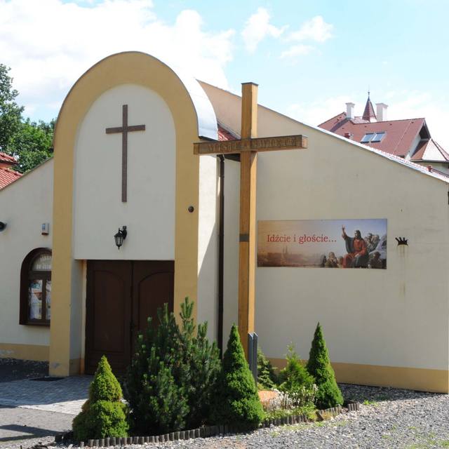 Kościół – Parafia Świętej Jadwigi Śląskiej, Legnica