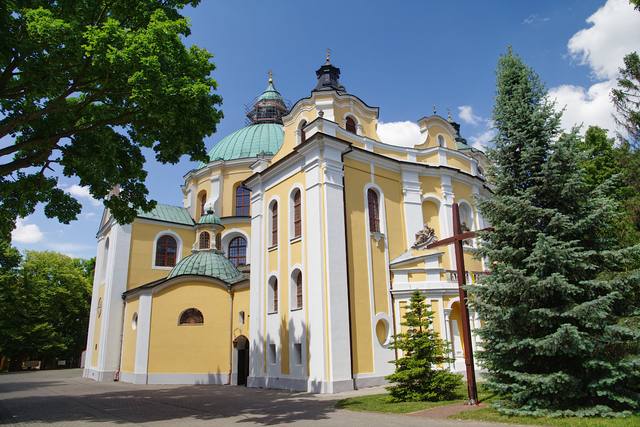 Kościół – Parafia Wniebowzięcia NMP, Trzemeszno