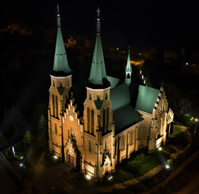 Kościół – Parafia Św. Jana Chrzciciela, Janowiec
