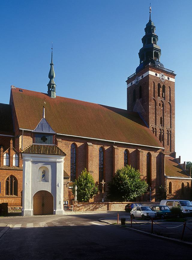 Kościół – Parafia Świętych Apostołów Piotra i Pawła, Lidzbark Warmiński