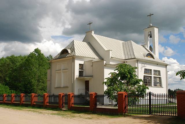 Kościół – Parafia NMP Nieustającej Pomocy, Kozińce