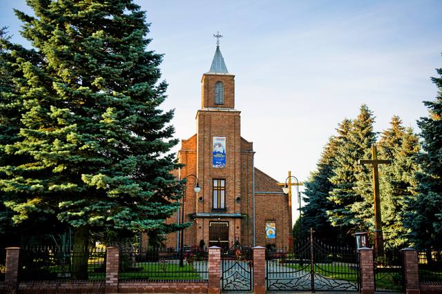 Kościół – Parafia Św. Jana Chrzciciela, Krynka
