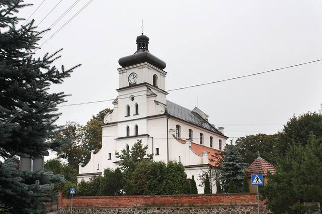 Kościół – Parafia Trójcy Świętej, Jeżewo