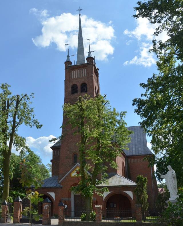 Kościół – Parafia Św. Barbary, Sikórz