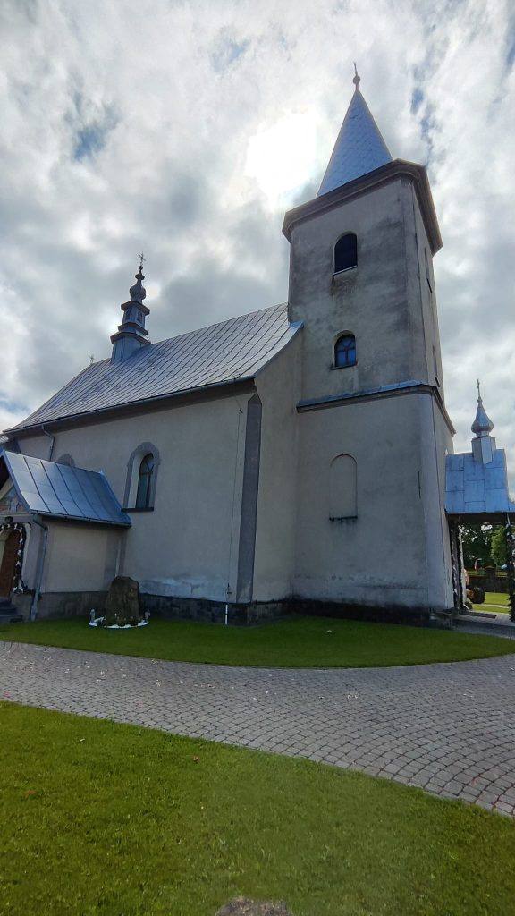 Kościół – Parafia Św. Rozalii, Podszkle