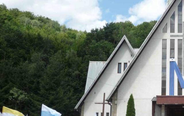 Kościół – Parafia Świętego Maksymiliana Marii Kolbego, Młynne