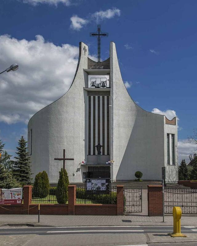 Kościół – Parafia Najświętszej Maryi Panny Matki Miłosierdzia, Oleśnica