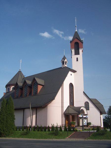 Kościół – Parafia Św. Marcina Biskupa, Szebnie