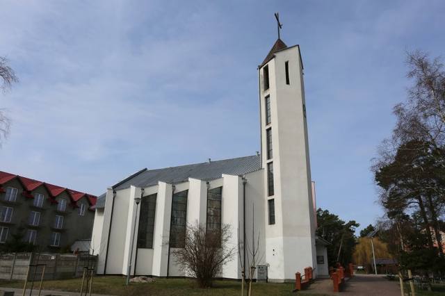 Kościół – Parafia Wniebowzięcia NMP, Międzywodzie