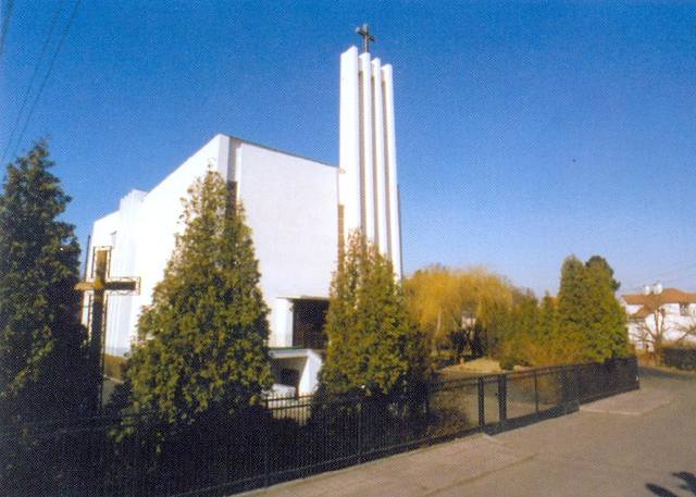 Kościół – Parafia Świętej Bożej Rodzicielki Maryi, Klarysew