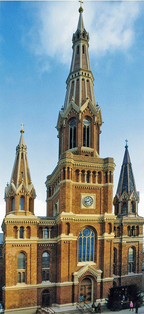 Kościół – Parafia Najświętszego Imienia Jezus, Łódź