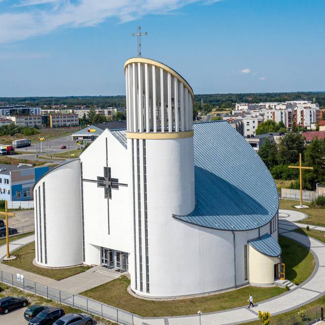 Kościół – Parafia Miłosierdzia Bożego, Konin
