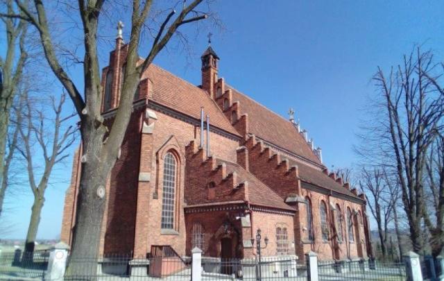 Kościół – Parafia Najświętszego Serca Pana Jezusa, Łężkowice