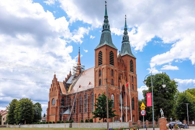 Kościół – Parafia Najświętszego Serca Jezusowego, Rzekuń