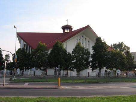 Kościół – Parafia Matki Bożej Wspomożycielki Wiernych, Warszawa