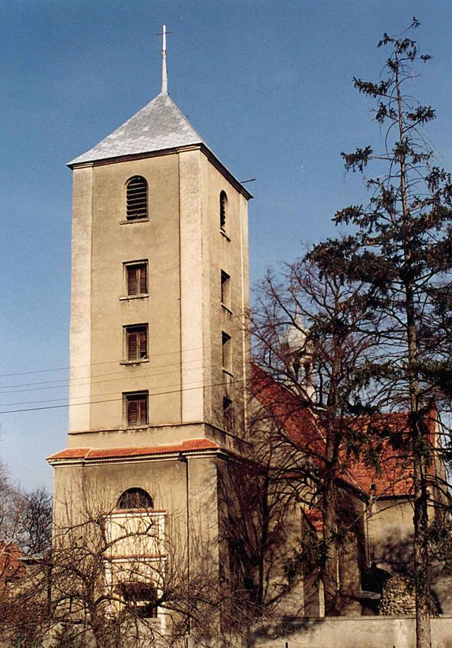 Kościół – Parafia Św. Mikołaja, Wiązów