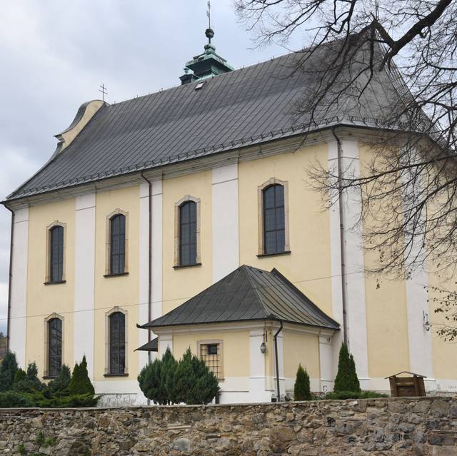Kościół – Parafia Świętej Barbary, Wojcieszyce