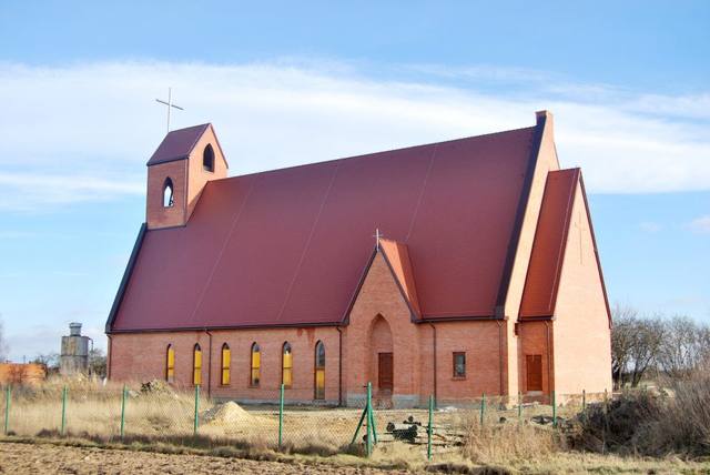Kościół – Parafia Najświętszej Maryi Panny Nieustającej Pomocy, Wola Zaradzyńska