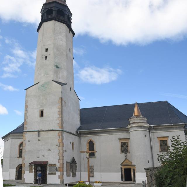 Kościół – Parafia Ścięcia Świętego Jana Chrzciciela, Stara Kamienica