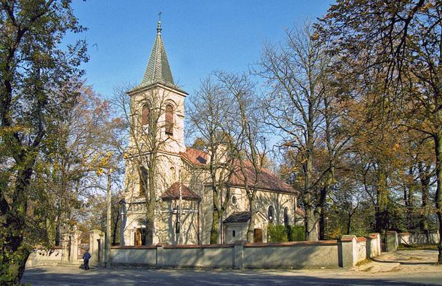 Kościół – Parafia Wniebowzięcia Najświętszej Maryi Panny, Czarnocin