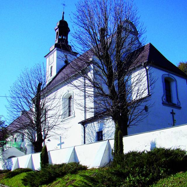 Kościół – Parafia Świętej Anny, Trutowo