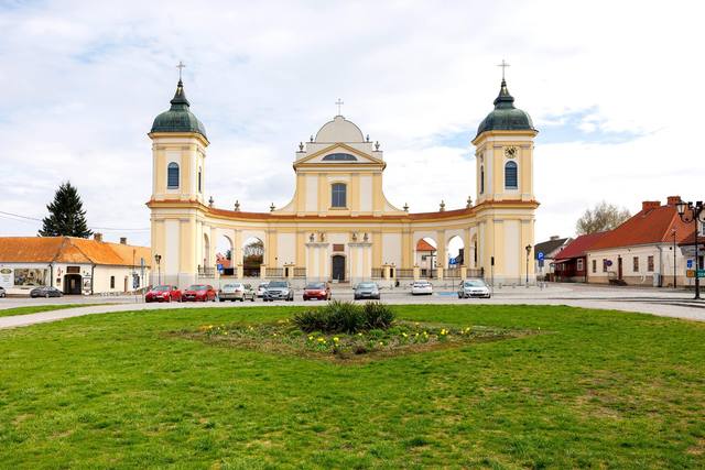 Kościół – Parafia Trójcy Przenajświętszej, Tykocin