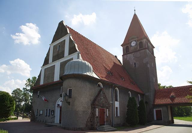 Kościół – Parafia Najświętszego Serca Pana Jezusa, Węgierki