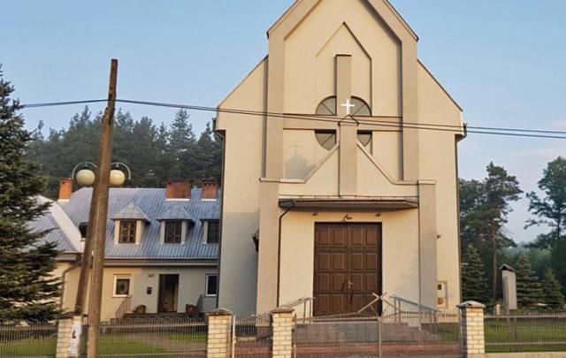Kościół – Parafia Matki Bożej Nieustającej Pomocy, Żdżary
