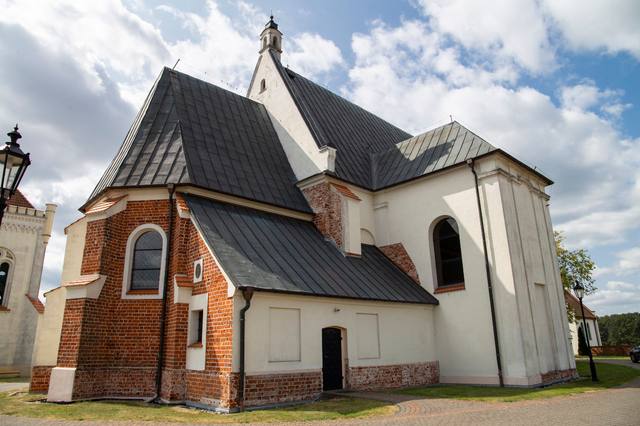Kościół – Parafia Św. Michała Archanioła, Królików