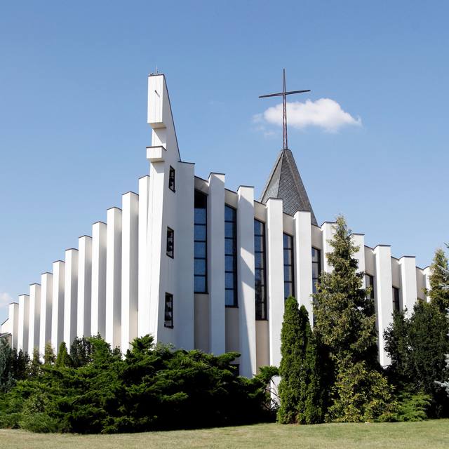 Kościół – Parafia Matki Bożej Częstochowskiej i św. Wacława, Lubicz Górny